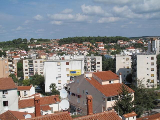Apartment Pula Center - Near The Central Bus Station Екстериор снимка