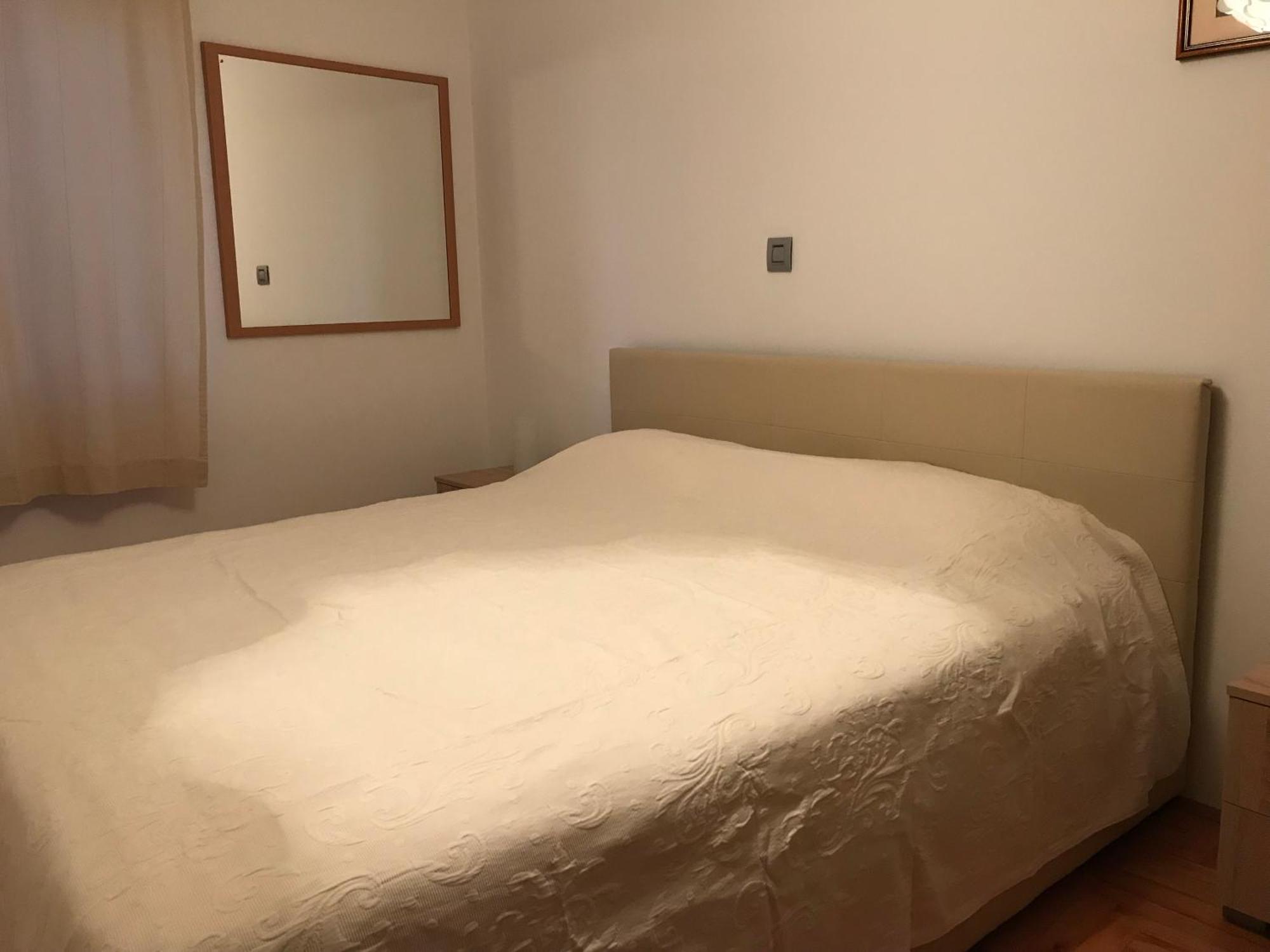 Apartment Pula Center - Near The Central Bus Station Екстериор снимка